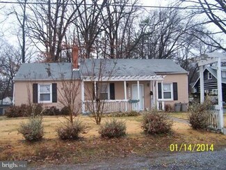 6704 Oakland Ave, Riverdale, MD 20737