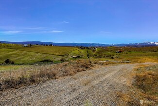 142 Aria Ln, Wenatchee, WA 98801