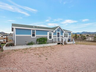 13625 E Lazy River Dr, Dewey-Humboldt, AZ 86329