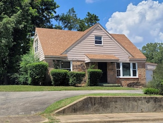 516 E Raines Rd, Memphis, TN 38109