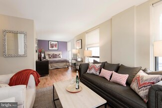 201 S 13th St Unit 208, Philadelphia, PA 19107
