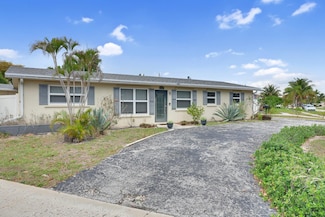 1325 SE 1st Ave, Deerfield Beach, FL 33441
