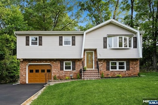 151 Mount Pleasant Ave, Dover, NJ 07801