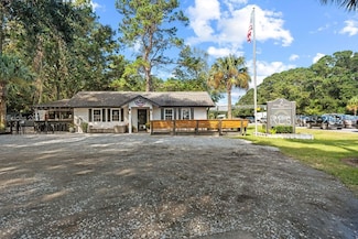 2 Spanish Wells Rd, Hilton Head Island, SC 29926