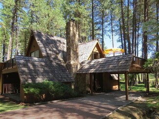 13961 SW Knickerbocker Ln, Camp Sherman, OR 97730