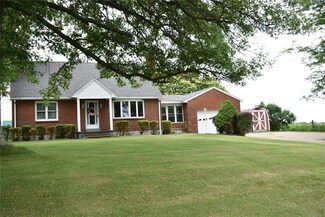 275 Constitution Ave, Connoquenessing, PA 16053
