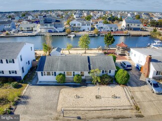 106 E Raritan Dr, Little Egg Harbor Township, NJ 08087