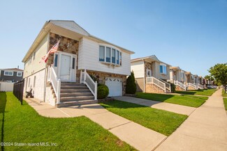80 Berry Ave, Staten Island, NY 10312