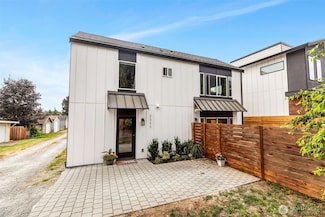 1111 SW Henderson St, Seattle, WA 98106