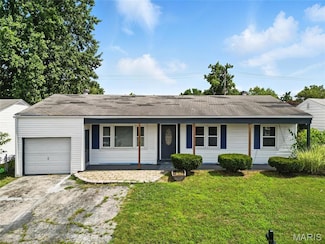 7342 Mexico Rd, Saint Peters, MO 63376