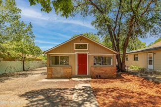 2021 N 3rd St, Flagstaff, AZ 86004