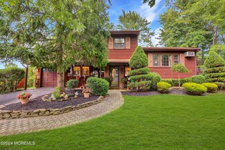 1 Reo St, Old Bridge, NJ 08857