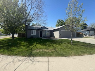 2451 W Park Stone Dr, Meridian, ID 83646