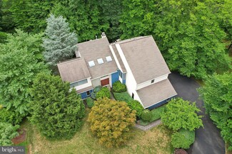 534 Pondview Rd, Jenkintown, PA 19046