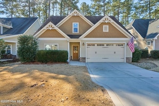 158 Moultrie Ln, Aberdeen, NC 28315