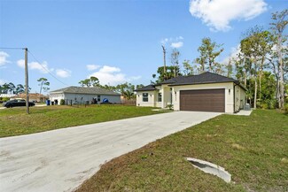5436 Benton St, Lehigh Acres, FL 33971