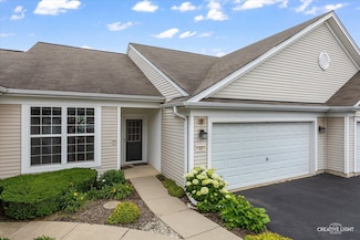 13611 Hemlock Rd, Huntley, IL 60142