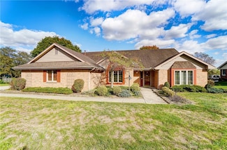 646 Fern Ave, Tipp City, OH 45371