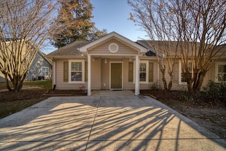 7876 Park Gate Dr, North Charleston, SC 29418