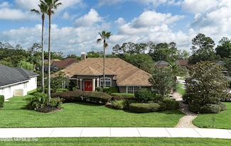1700 Waters Edge Dr, Fleming Island, FL 32003