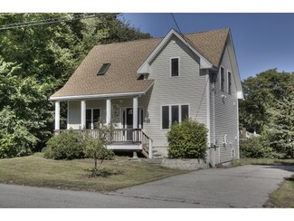 83 Oneida St, Manchester, NH 03102