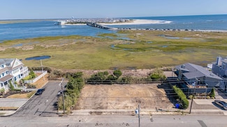 585 7th St, Avalon, NJ 08202