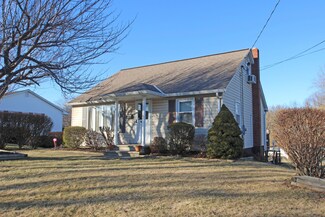 258 E 2nd St, Wind Gap, PA 18091