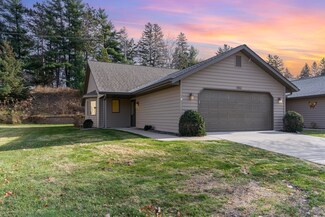1963 Cherry St, Red Wing, MN 55066