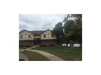 7025 N Fisk Ct, Kansas City, MO 64151