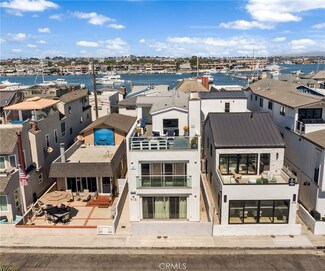 918 W Balboa Blvd Unit B, Newport Beach, CA 92661
