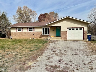 720 Crescent Ct, Greencastle, IN 46135