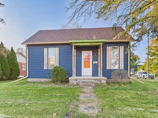 1310 Laurel St, Hamilton, IL 62341