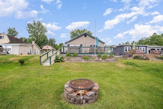 8741 S Old State Ave, Farwell, MI 48622