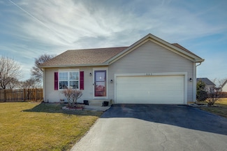 903 Daniel St, Plano, IL 60545