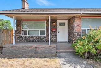 1822 E Everett Ave, Spokane, WA 99207