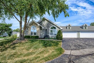 7137 Meadow View St, Shawnee, KS 66227