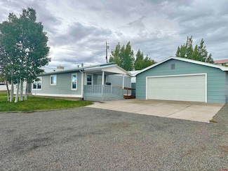 9427 2100 Rd, Austin, CO 81410