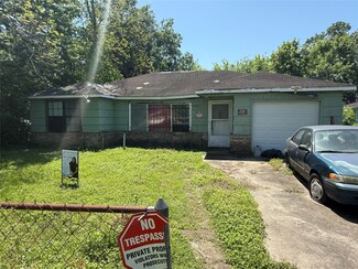 8710 Caddo Rd, Houston, TX 77078