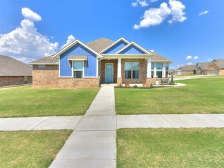 4053 Hart St, Tuttle, OK 73089