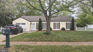 101 Wisteria Ln, Penns Grove, NJ 08069