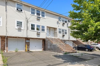 513 Livingston St, Elizabethport, NJ 07206