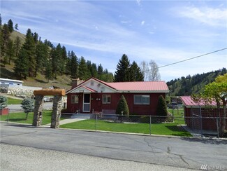 316 C Ave, Conconully, WA 98819