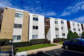 3225 University Blvd W Unit 22, Kensington, MD 20895