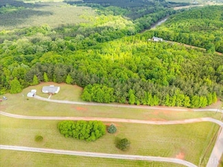 2453 Easome Rd, Hurt, VA 24563