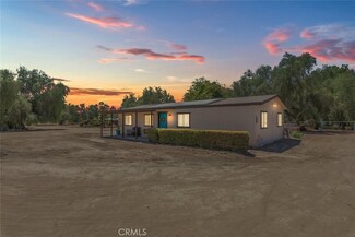 33445 9th St, Winchester, CA 92596