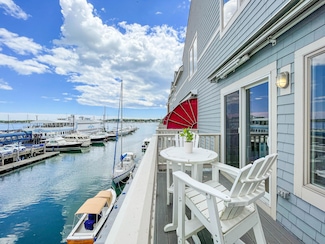 105 Chandlers Wharf Unit 105, Portland, ME 04101