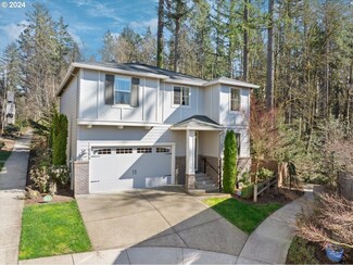 9274 SW Chopin Ln, Portland, OR 97225