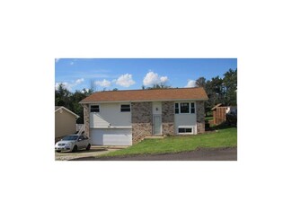 441 Eisenhower Rd, Steubenville, OH 43953