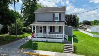 150 Walnut St, Mount Wolf, PA 17347