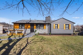 10008 E 68th St, Raytown, MO 64133